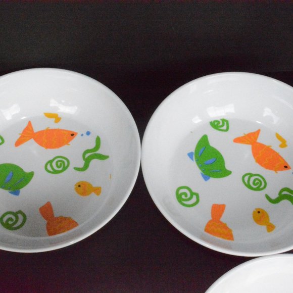 Summer Oasis Tropical Fish Plastic Cereal Bowl Set - Picture 2 of 6